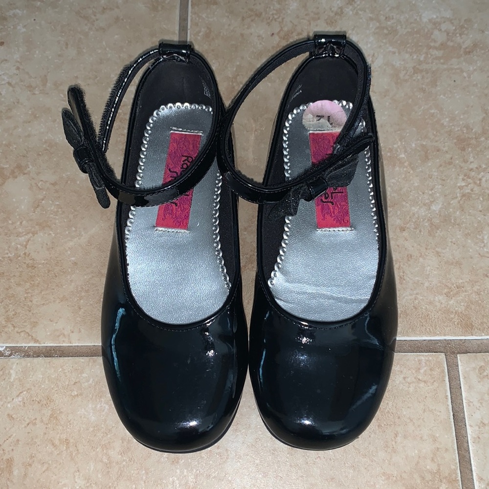 Girls Dress Shoes